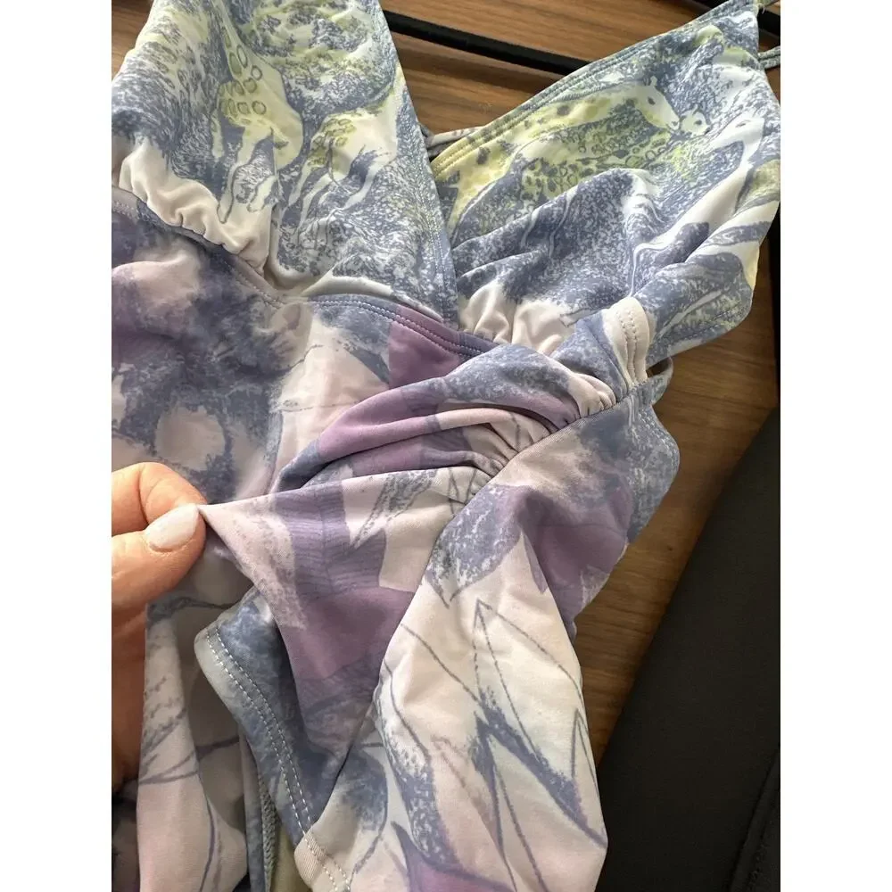 Noelle Floral One Piece Bathing Suit Size L - Picture 4 of 6